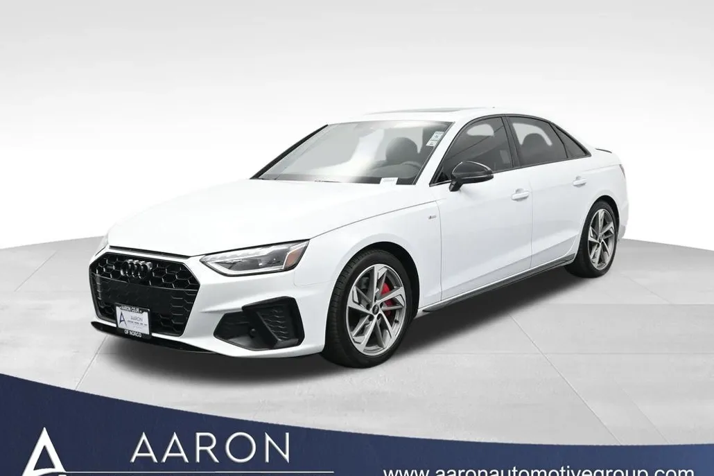 2023 Audi A4 S line Quattro Premium Plus photo 1