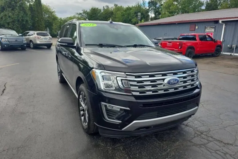2019 Ford Expedition Limited photo 1