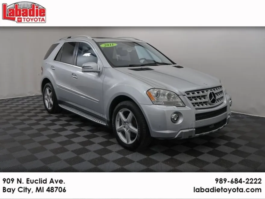2011 Mercedes Benz ML 550 4MATIC photo 1