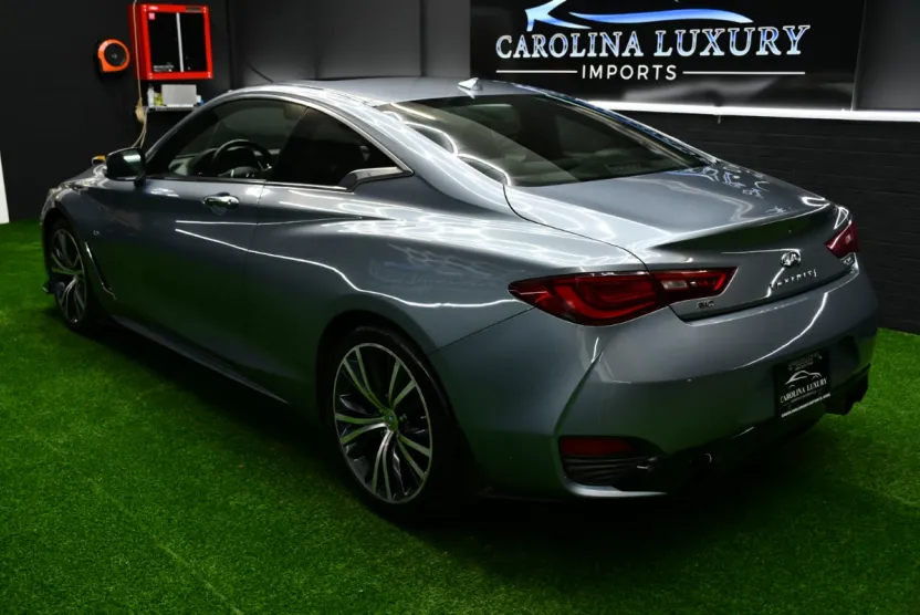 2018 Infiniti Q60 3.0t Sport photo 1
