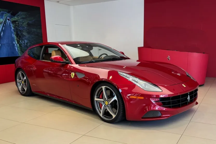2012 Ferrari FF Base photo 1