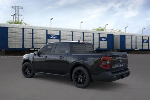 2025 Ford Maverick Lariat photo 3