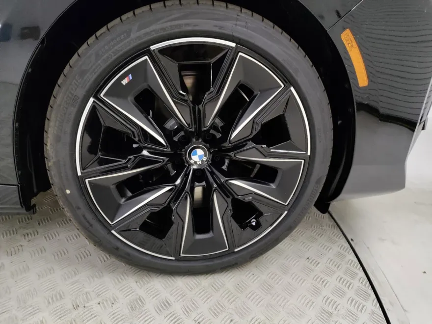 2025 Bmw i7 eDrive50 photo 3