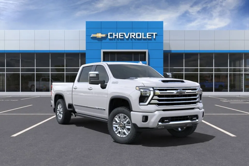 2025 Chevrolet Silverado 2500HD High Country photo 1
