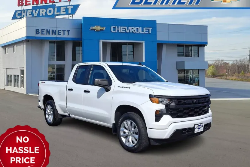 2022 Chevrolet Silverado 1500 Custom photo 1