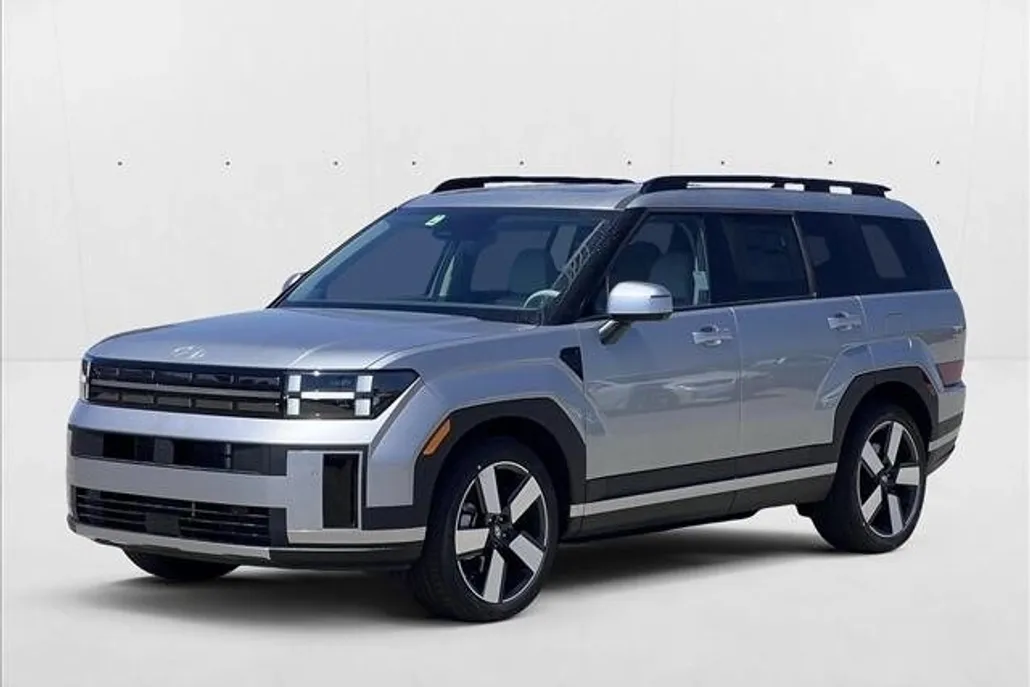 2025 Hyundai Santa Fe Limited photo 1