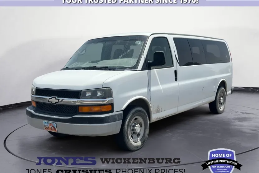 2009 Chevrolet Express 3500 LS Passenger photo 1