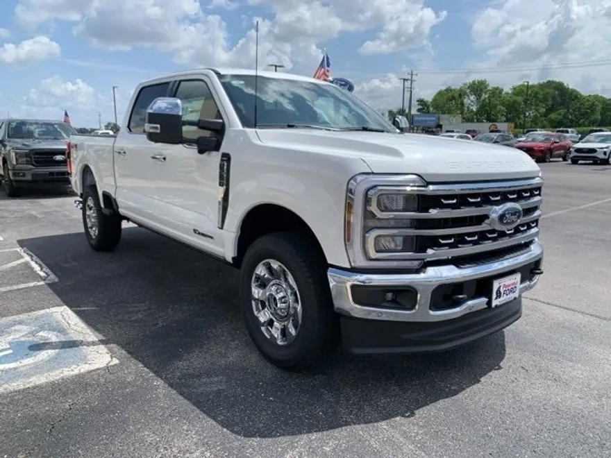 2025 Ford F-250 photo 1