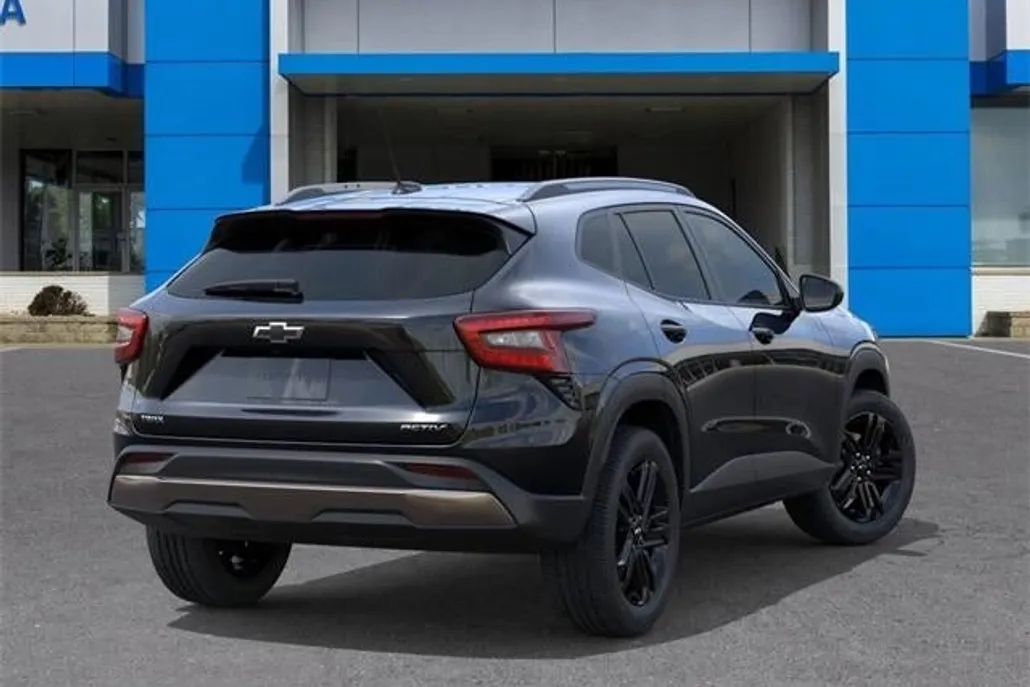 2025 Chevrolet Trax ACTIV photo 1