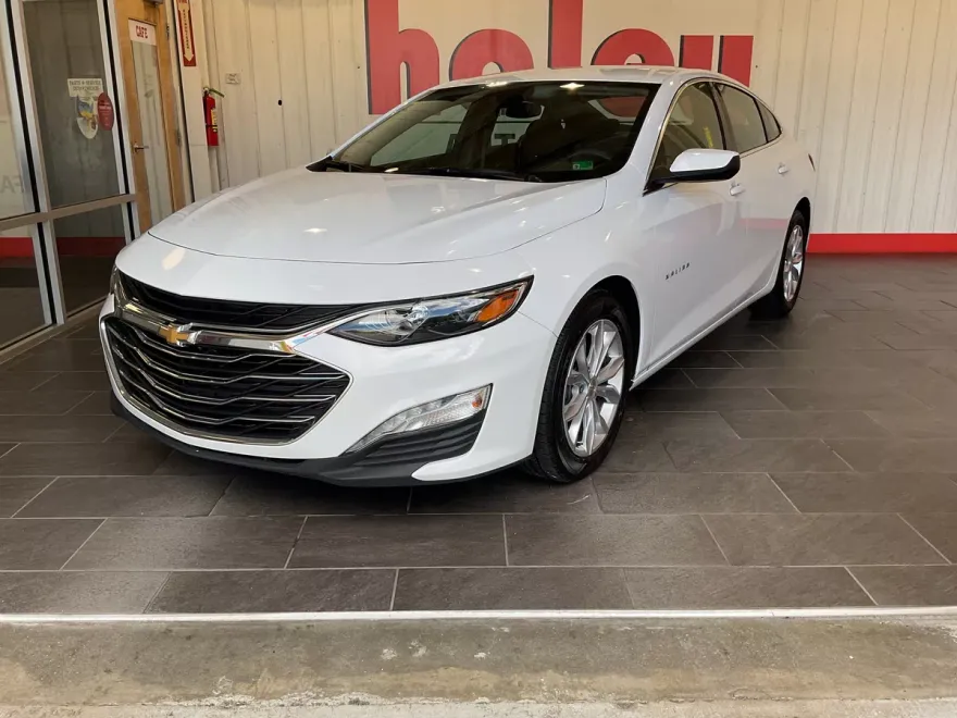 2024 Chevrolet Malibu 1LT photo 1