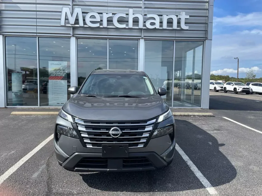 2024 Nissan Rogue SV photo 1