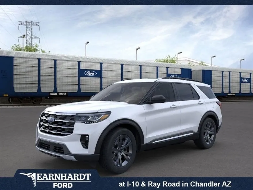 2025 Ford Explorer photo 1