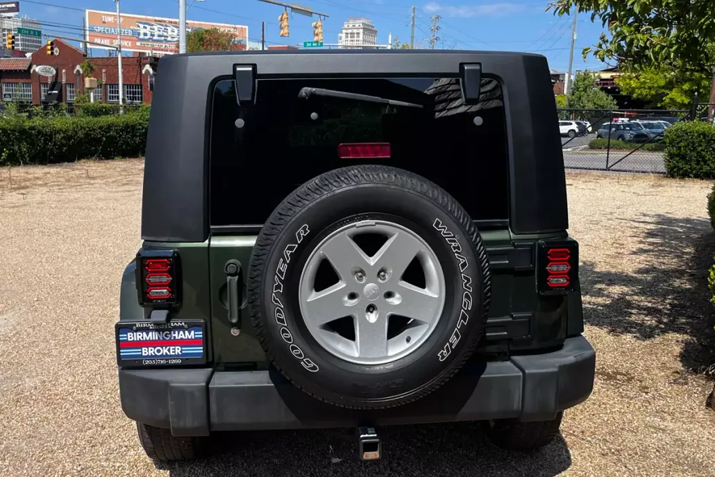 2007 Jeep Wrangler Unlimited Sahara photo 1