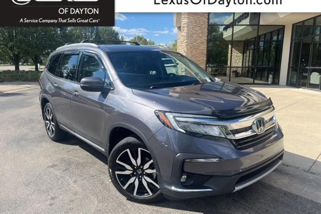 2021 Honda Pilot Touring photo 1