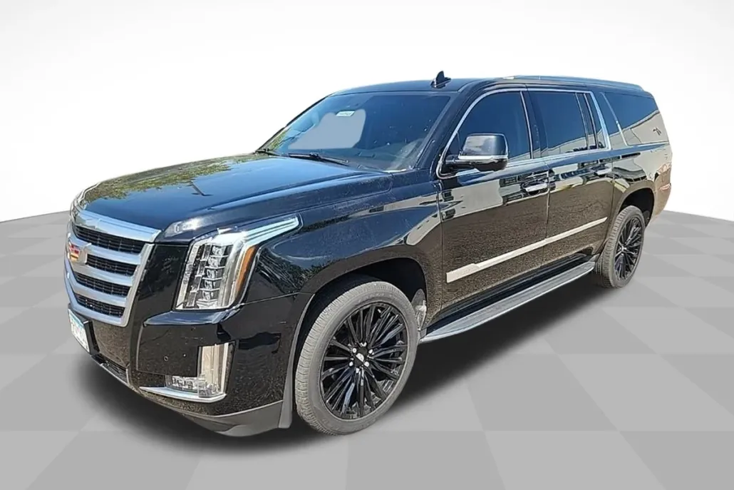 2016 Cadillac Escalade ESV Luxury photo 1