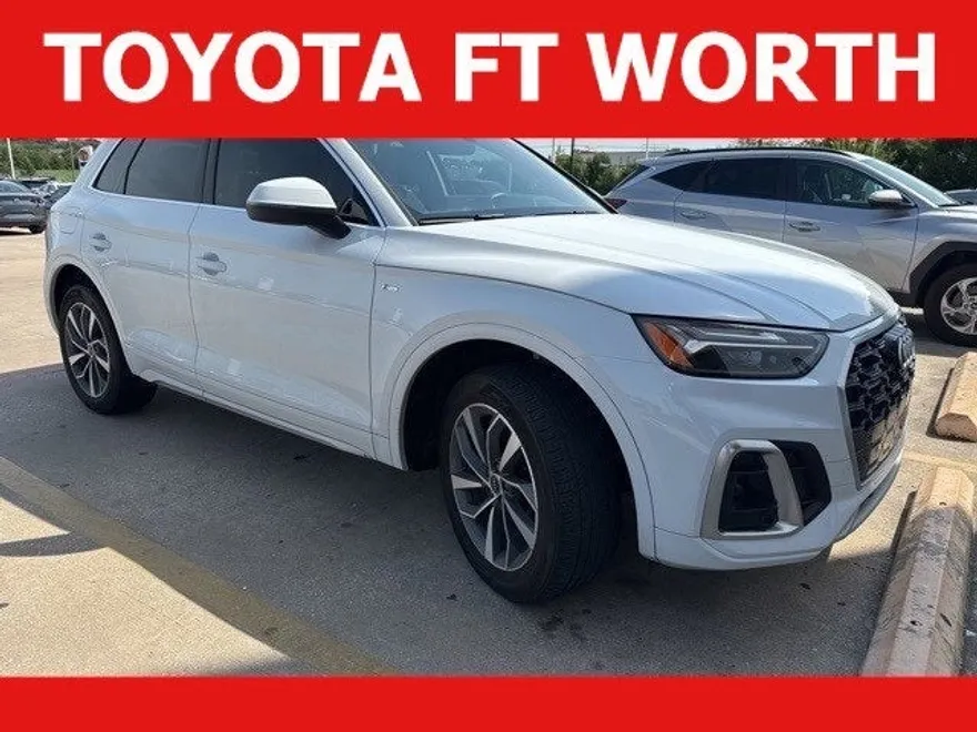 2023 Audi Q5 45 S line Premium photo 1