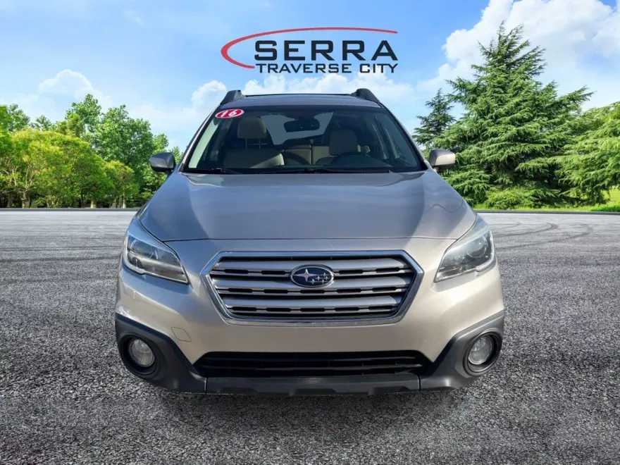 2016 Subaru Outback 2.5i Premium photo 1