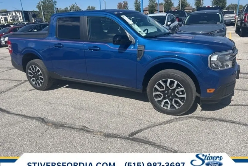 2024 Ford Maverick Lariat photo 1