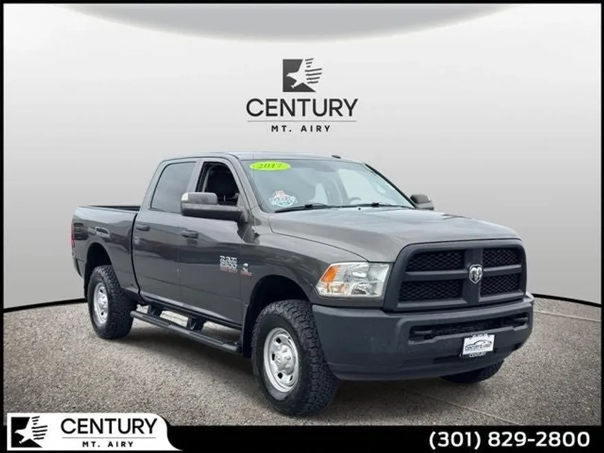 2017 Ram 2500 Tradesman photo 1