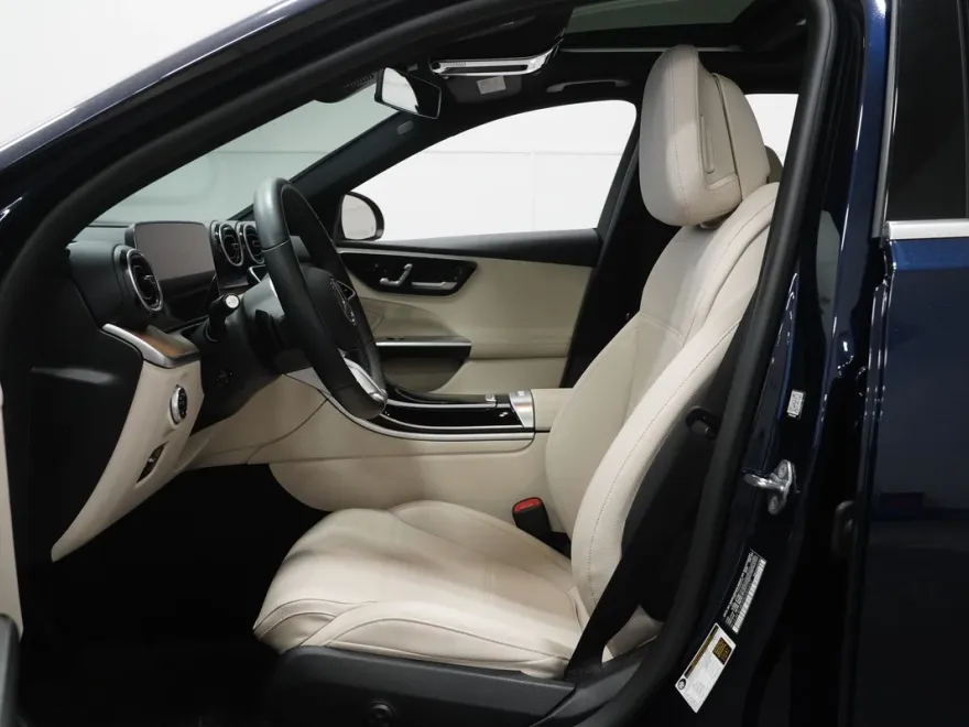 2023 Mercedes Benz C 300 4MATIC Sedan photo 1