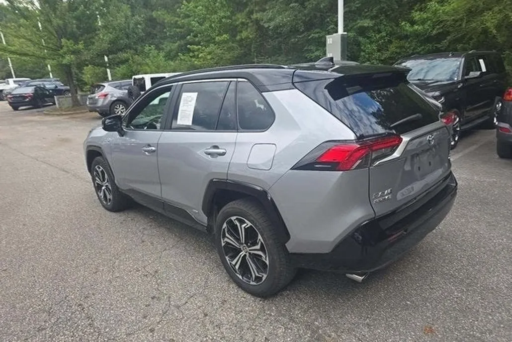 2024 Toyota RAV4 Prime XSE photo 1