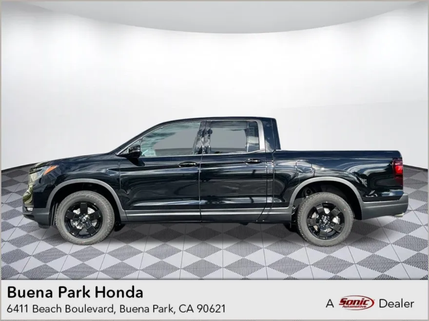 2025 Honda Ridgeline Black Edition photo 1