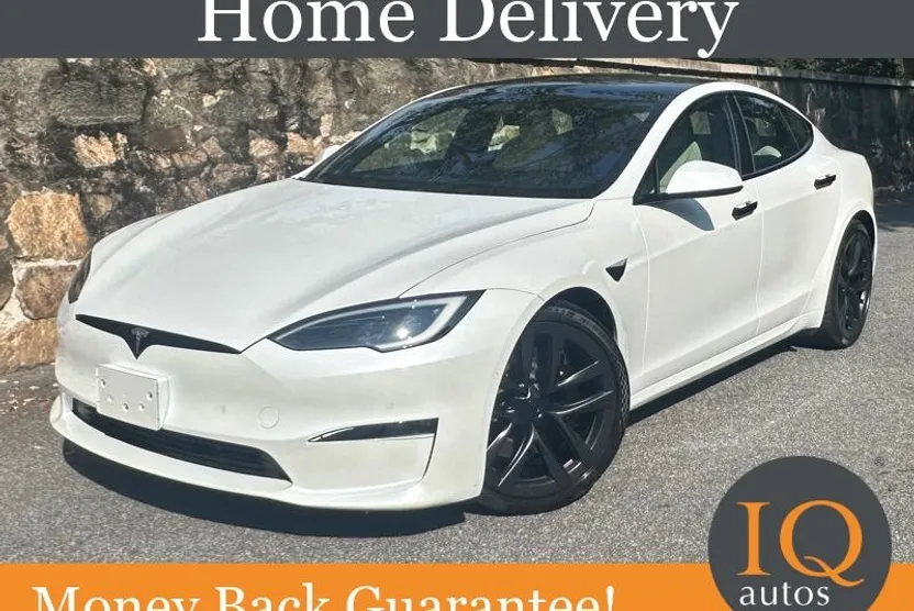 2022 Tesla Model S Plaid photo 1