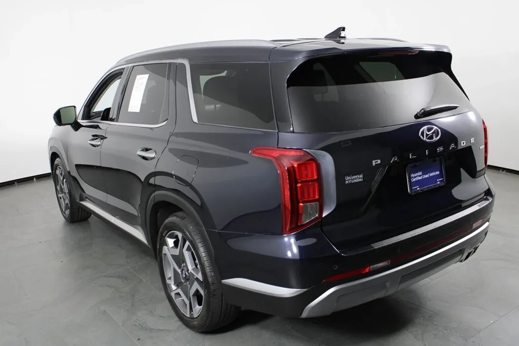 2024 Hyundai Palisade Limited photo 1