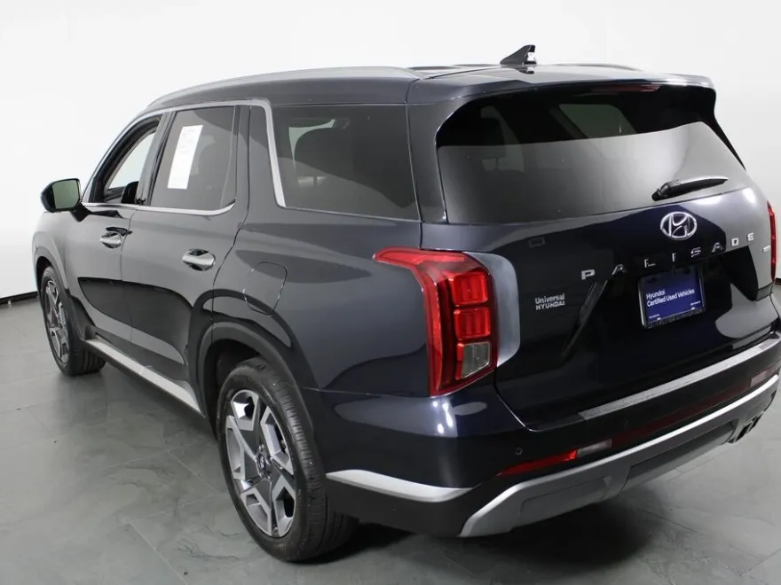 2024 Hyundai Palisade Limited photo 1