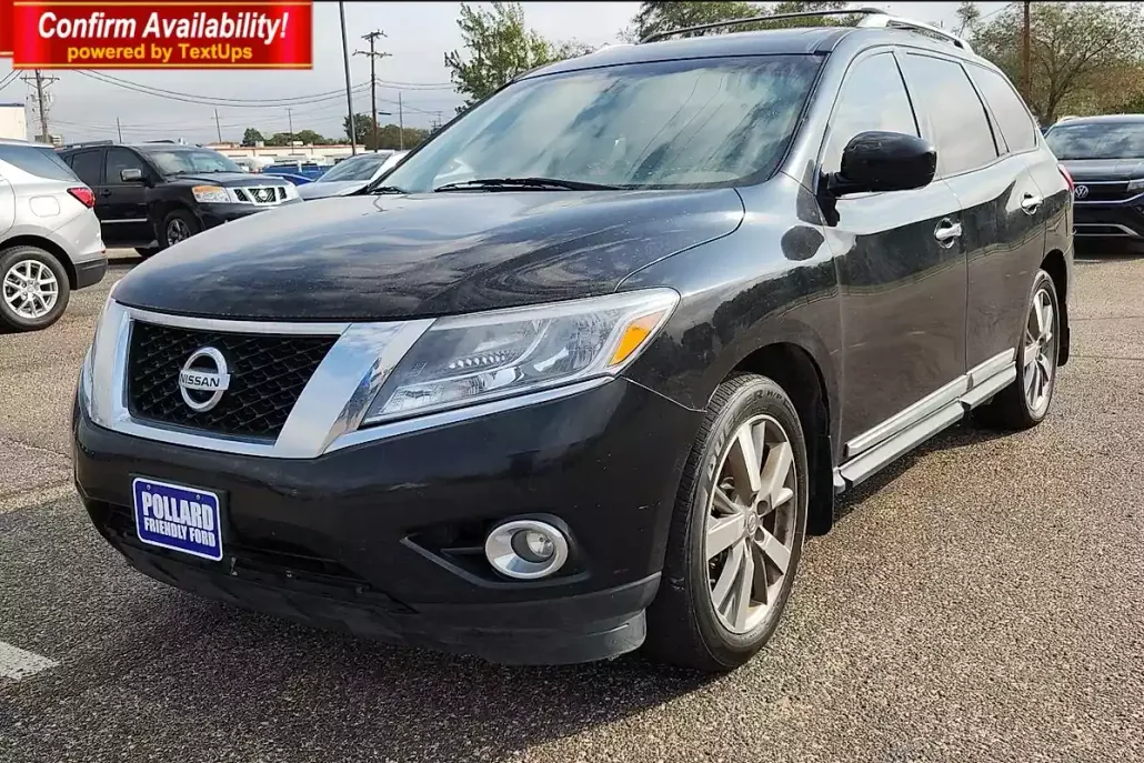 2015 Nissan Pathfinder Platinum photo 1