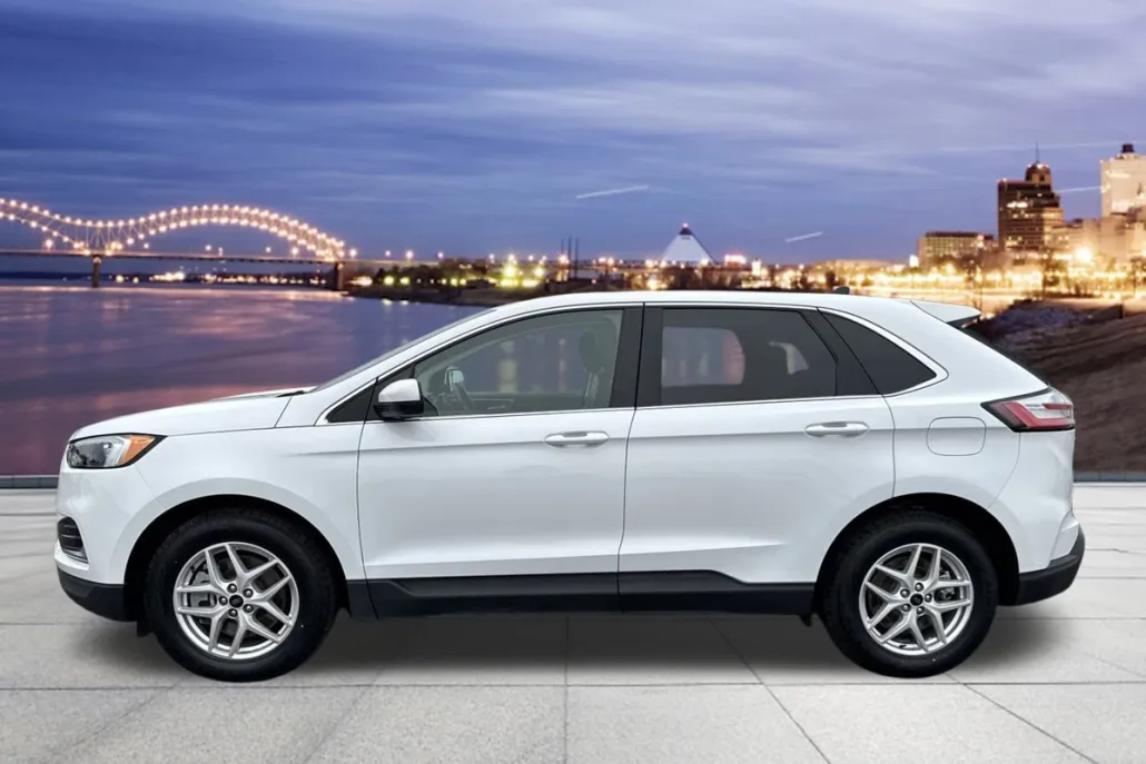 2023 Ford Edge SEL photo 1