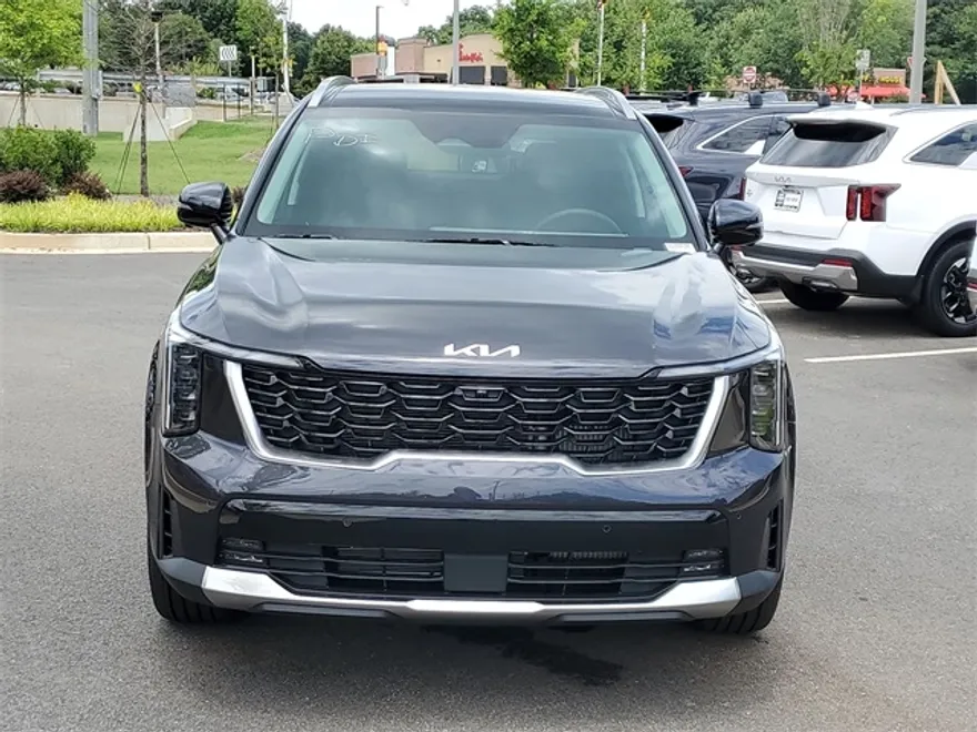 2025 Kia Sorento SX photo 1