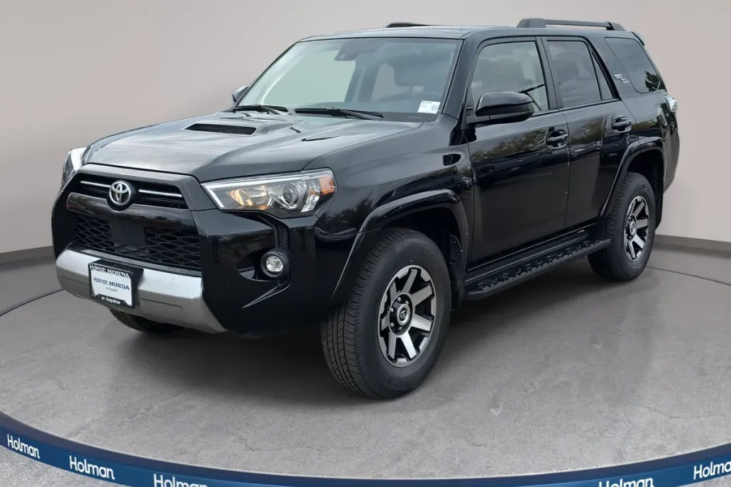 2024 Toyota 4Runner TRD Off-Road photo 1