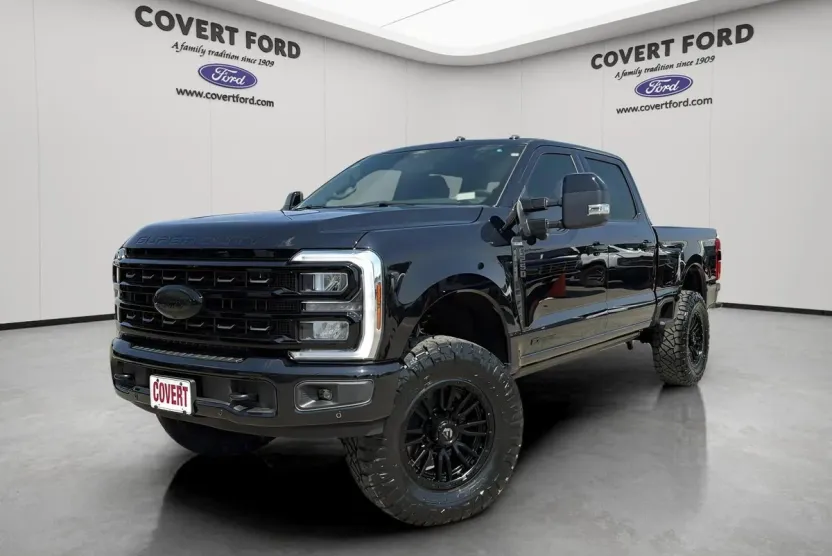 2025 Ford F-250 photo 1