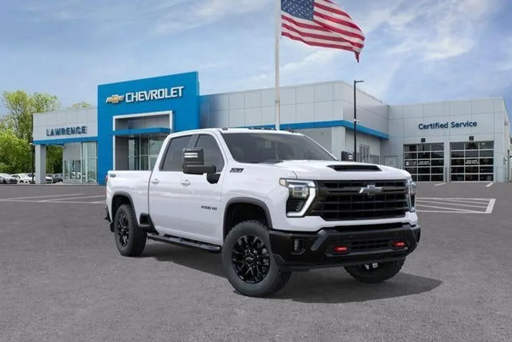 2026 Chevrolet Silverado 2500HD LT photo 1