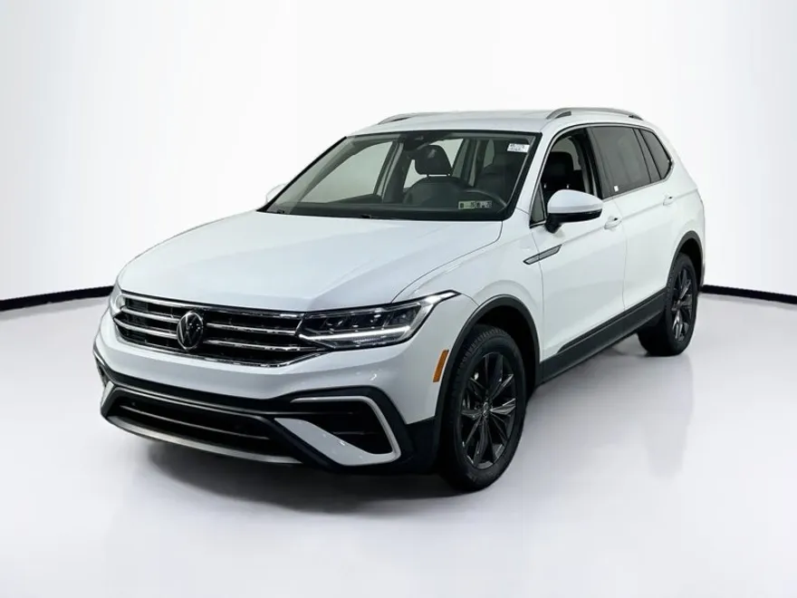 2022 Volkswagen Tiguan SE photo 1