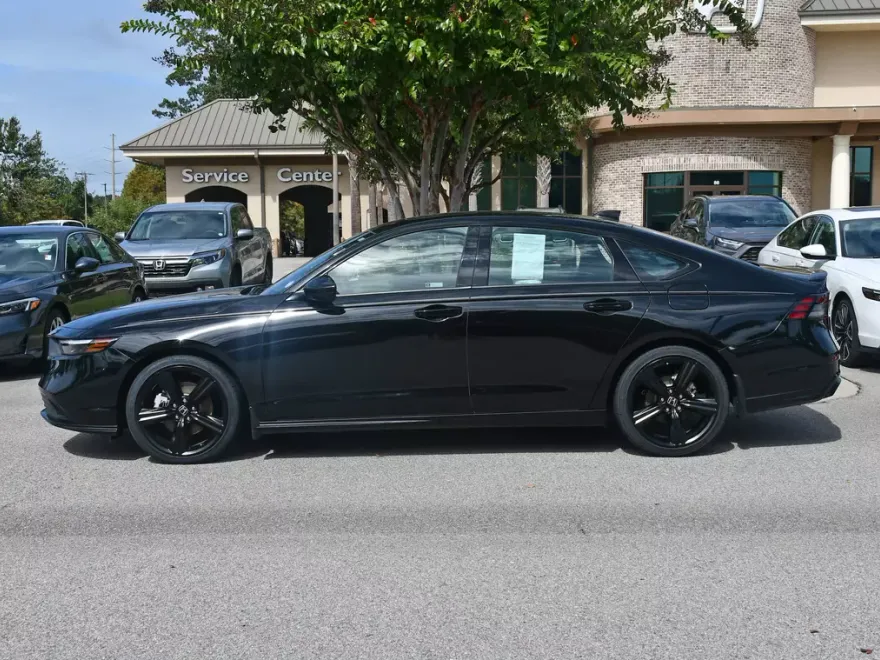 2024 Honda Accord Hybrid Sport-L photo 1