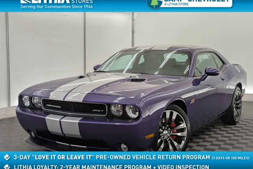 2013 Dodge Challenger SRT8 photo 1