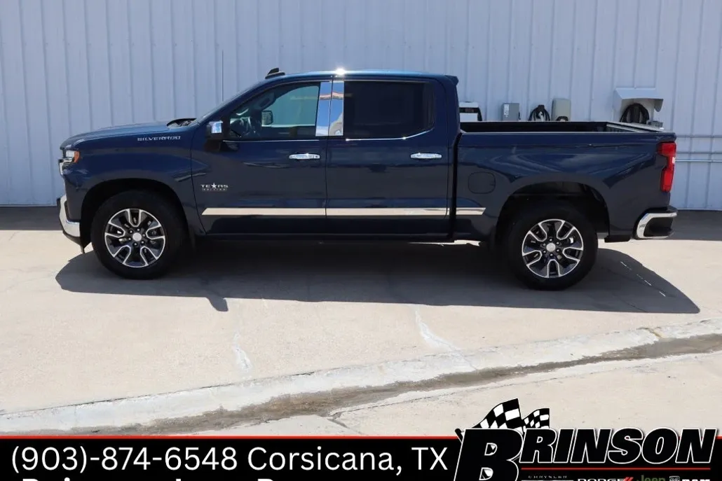 2020 Chevrolet Silverado 1500 LT photo 1