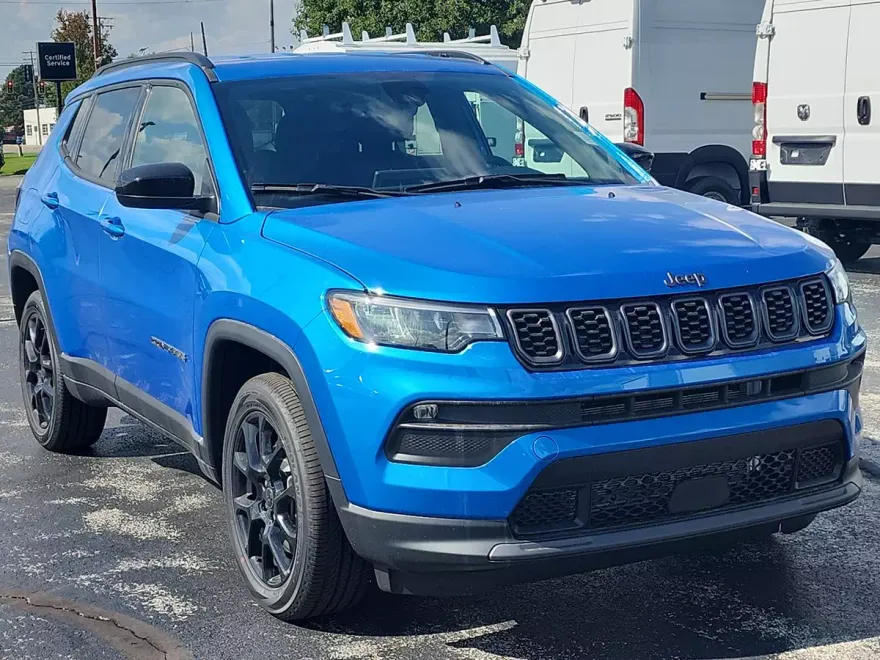 2026 Jeep Compass Latitude photo 1