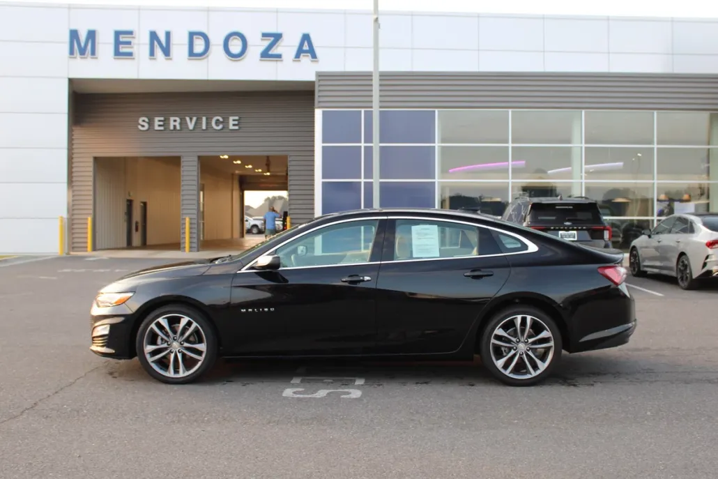 2024 Chevrolet Malibu Premier 2LT photo 1