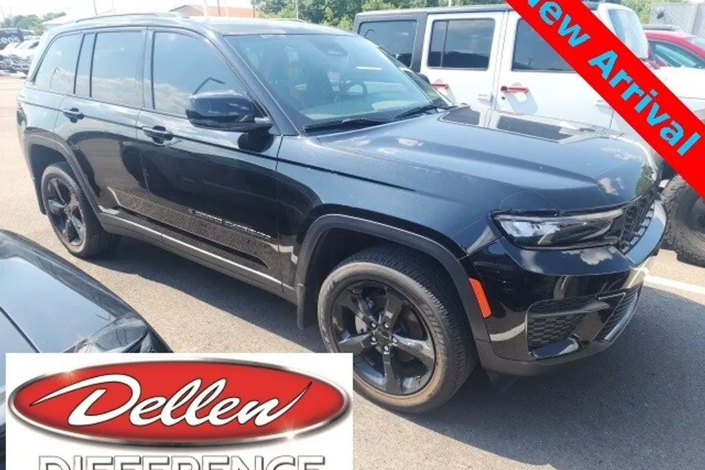 2024 Jeep Grand Cherokee Laredo photo 1
