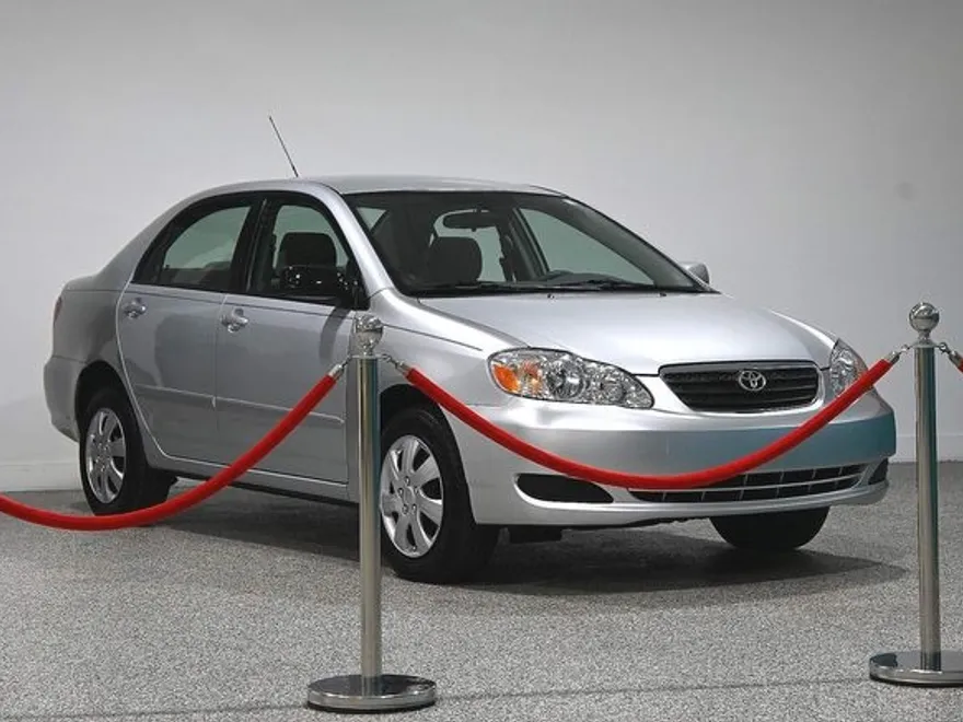2006 Toyota Corolla CE photo 1