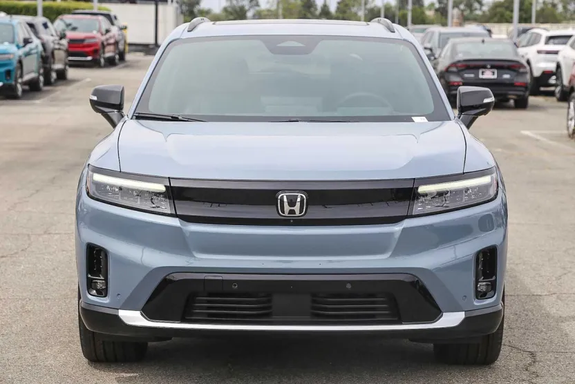 2025 Honda Prologue Elite photo 1