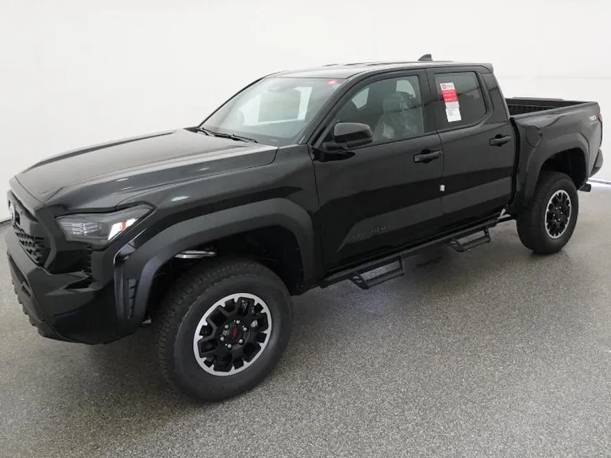 2025 Toyota Tacoma TRD Off-Road Double Cab photo 1