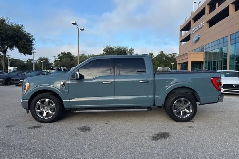 2023 Ford F-150 Lariat photo 1