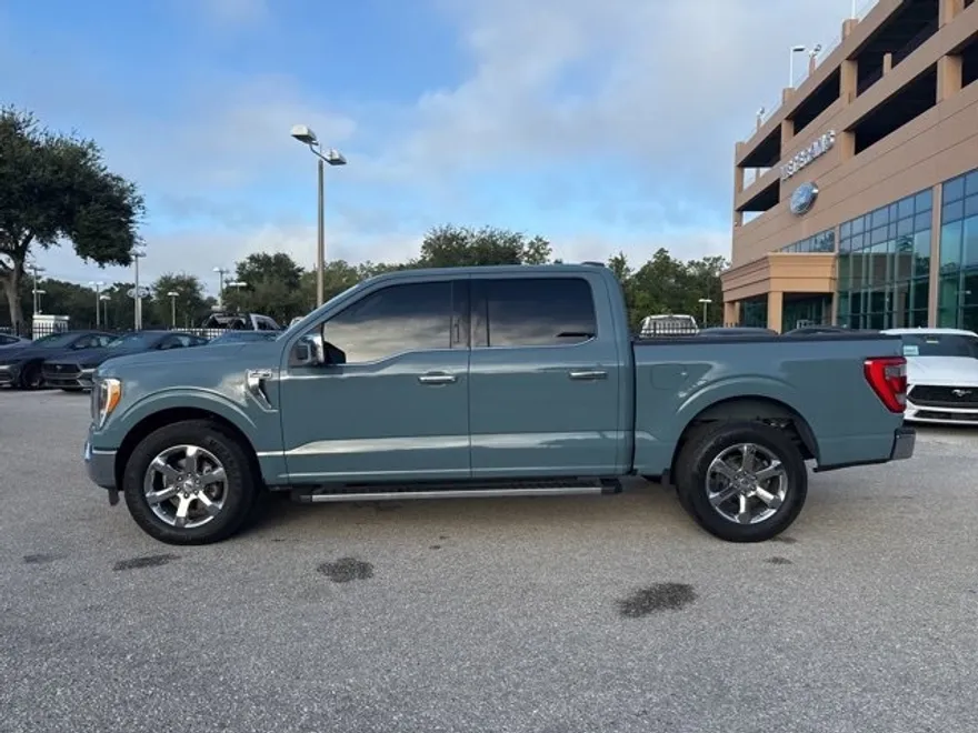 2023 Ford F-150 Lariat photo 1