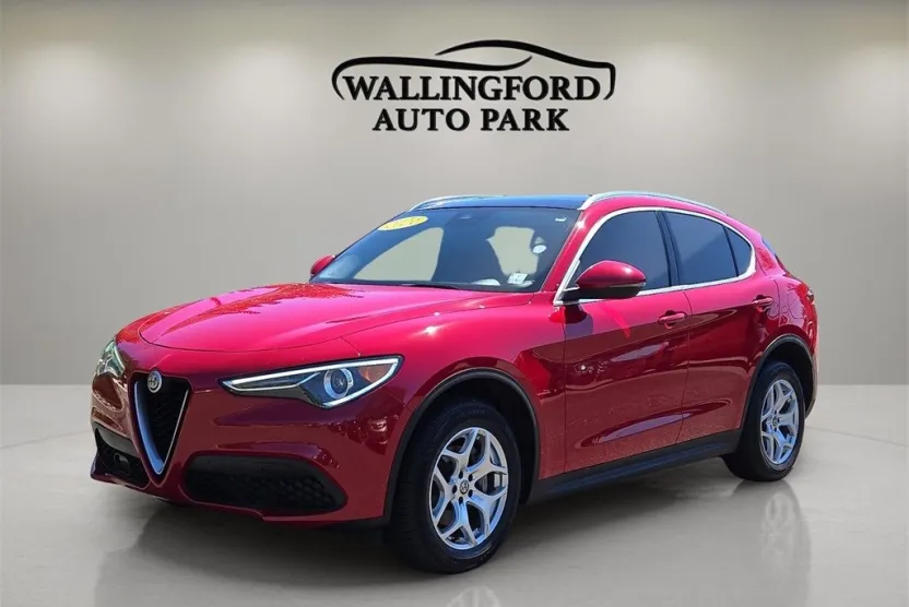 2021 Alfa Romeo Stelvio Sport Base photo 1
