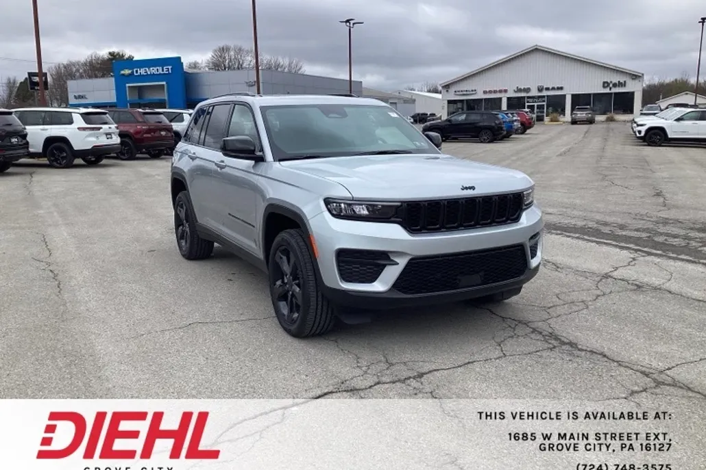 2025 Jeep Grand Cherokee Altitude photo 1