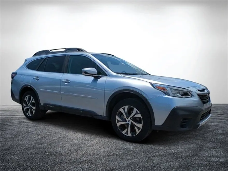 2020 Subaru Outback Limited photo 1